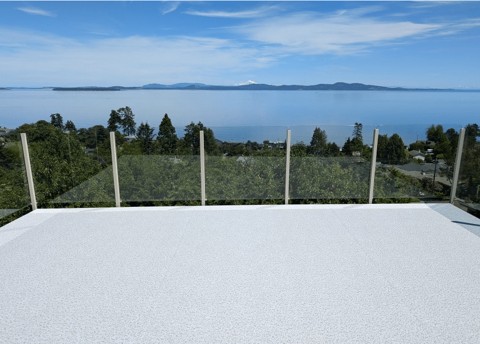 Vinyl deck installation - Mill Bay - after